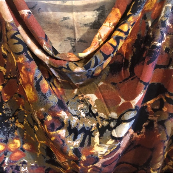 Linea Domani Cowl Neck Top NWOT - Picture 5 of 10